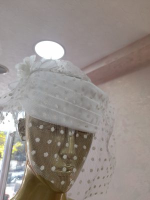 Puantiyeli Tüllü Şapka Puantiyeli Tüllü Şapka